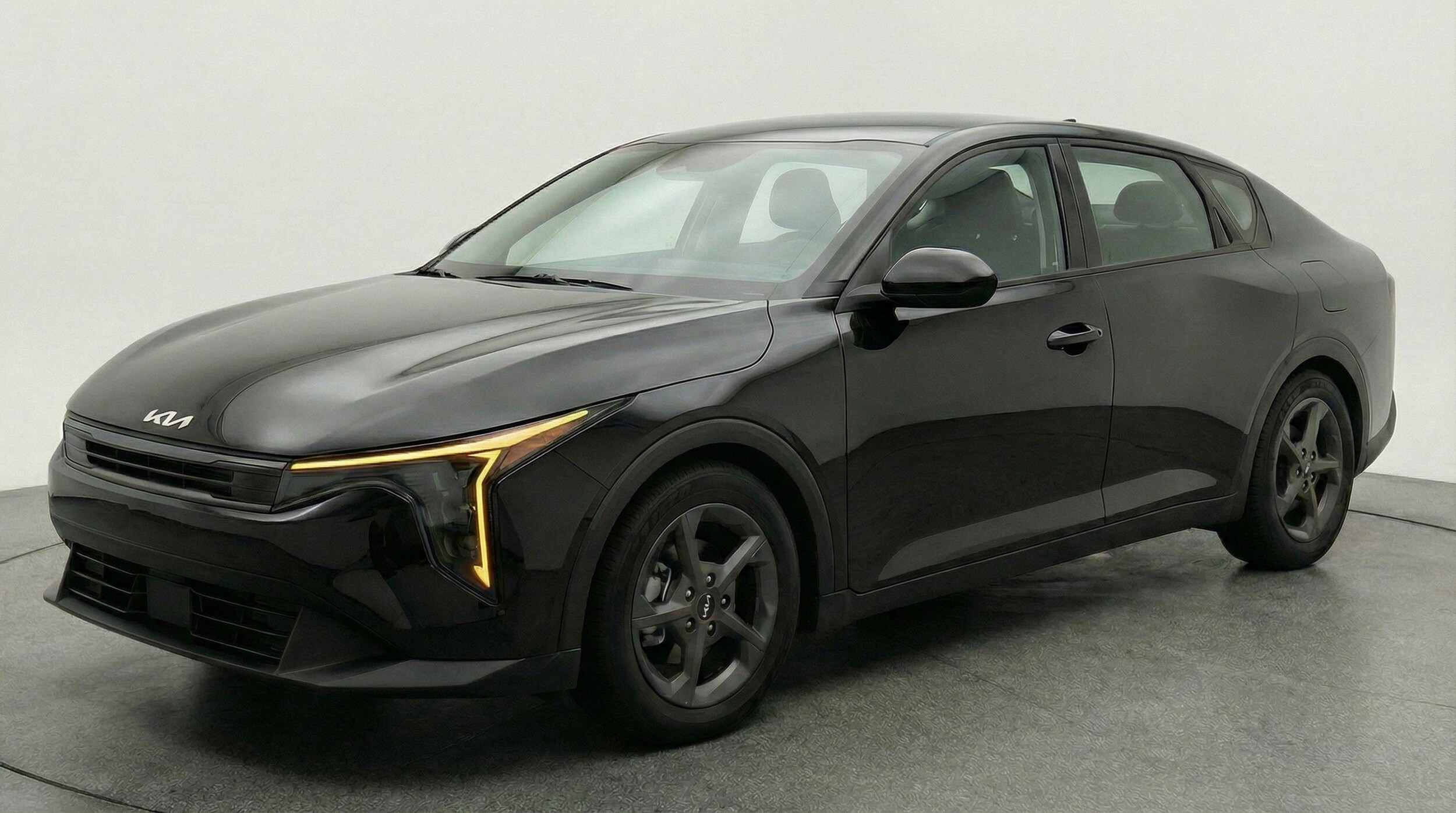 Thumbnail: 2025 Kia K4 - 3