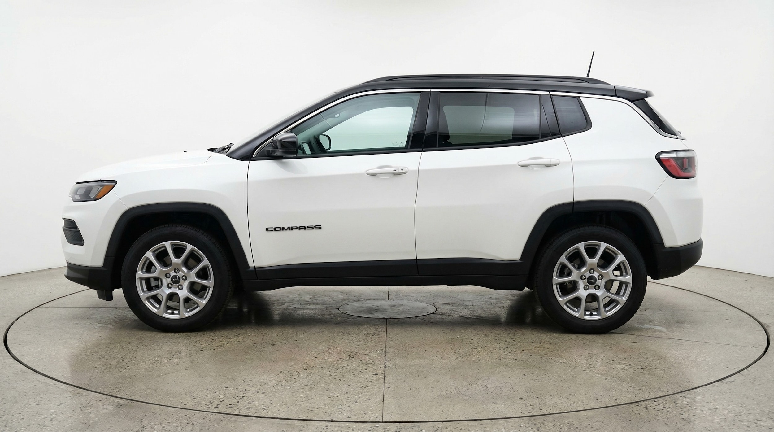 Thumbnail: 2025 Jeep Compass - 4