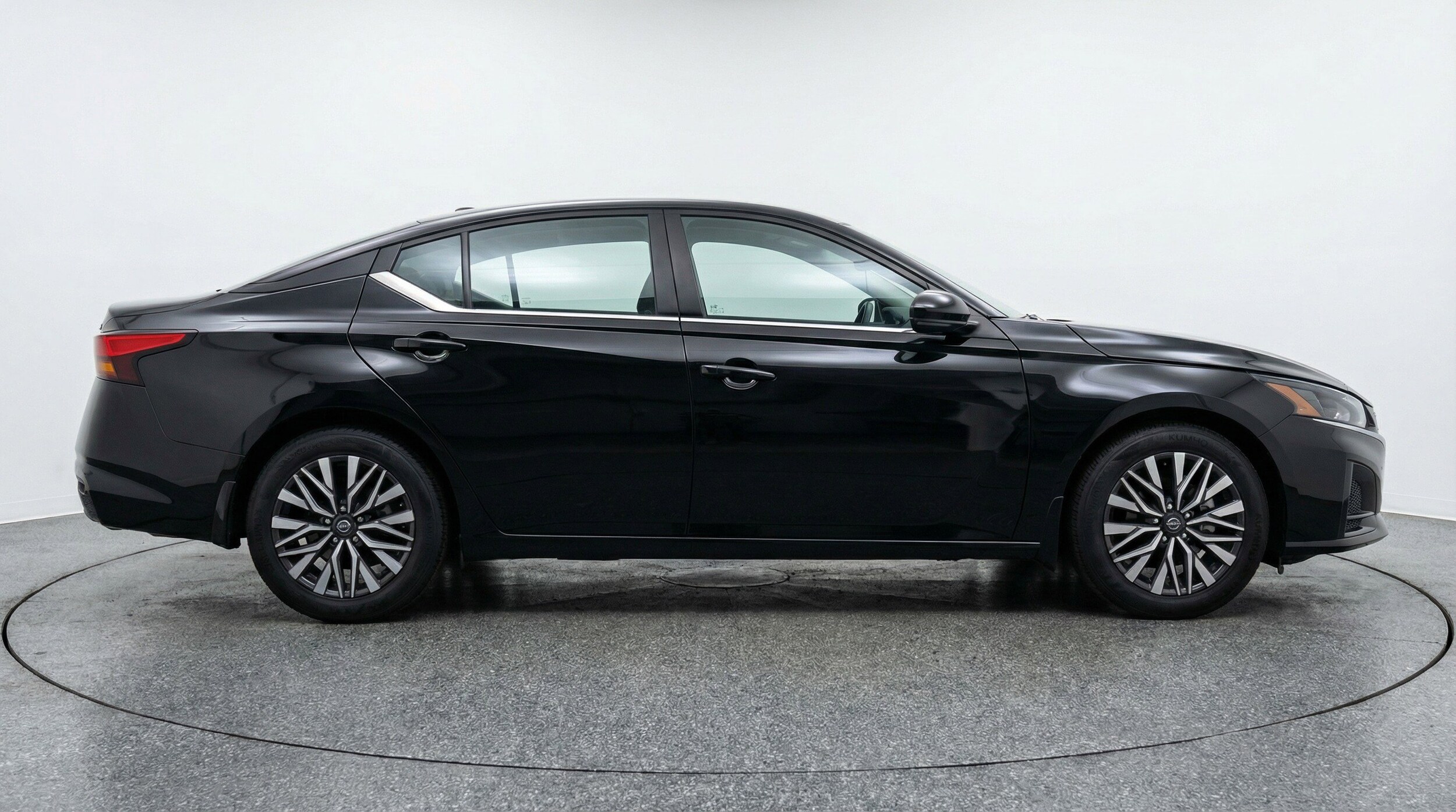 Thumbnail: 2025 Nissan Altima - 11