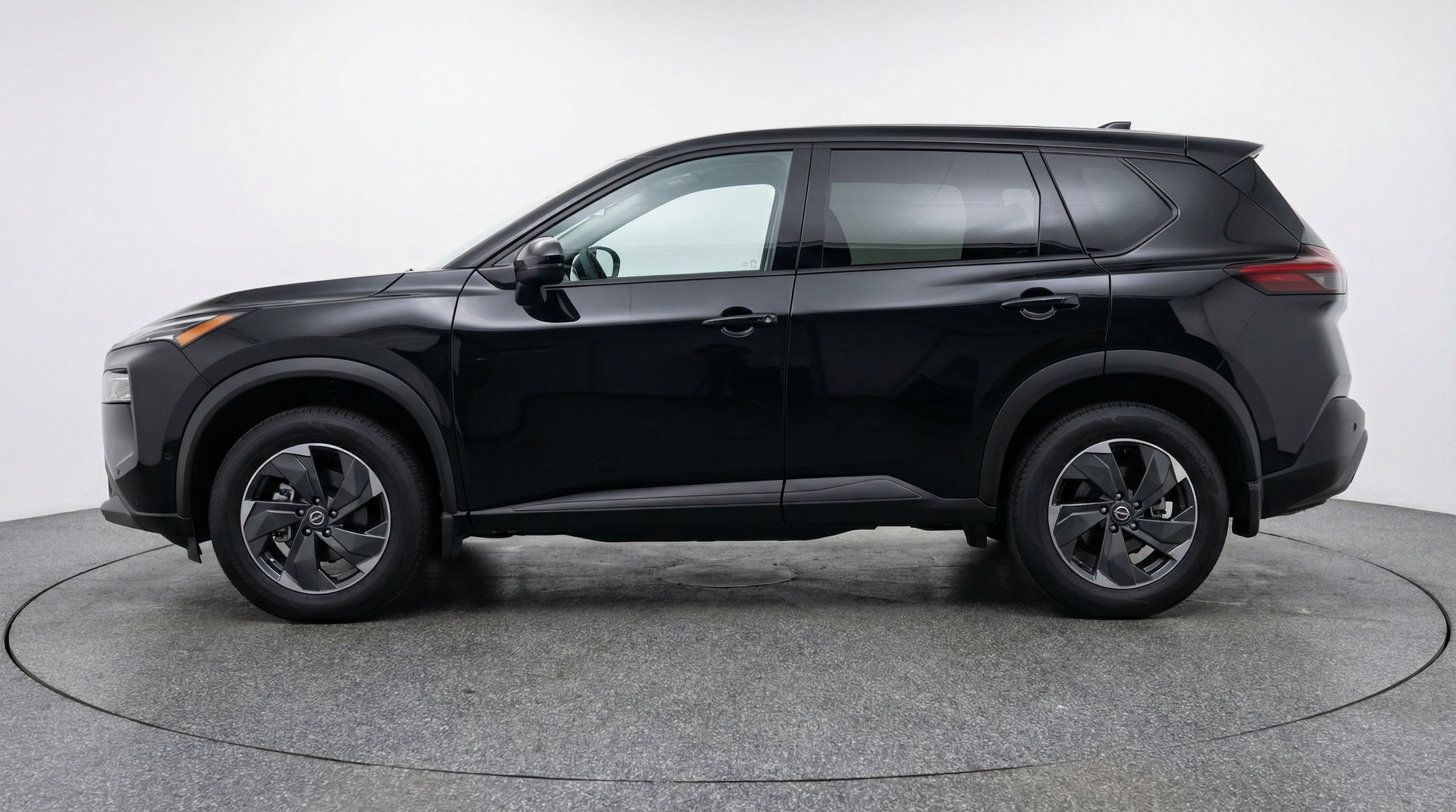 Thumbnail: 2025 Nissan Rogue - 4