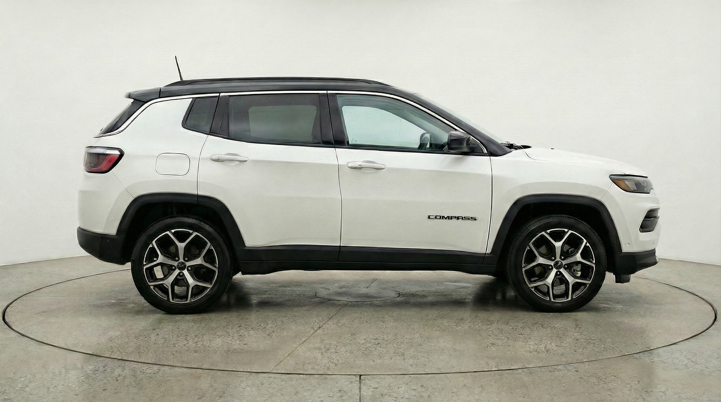 Thumbnail: 2025 Jeep Compass - 11