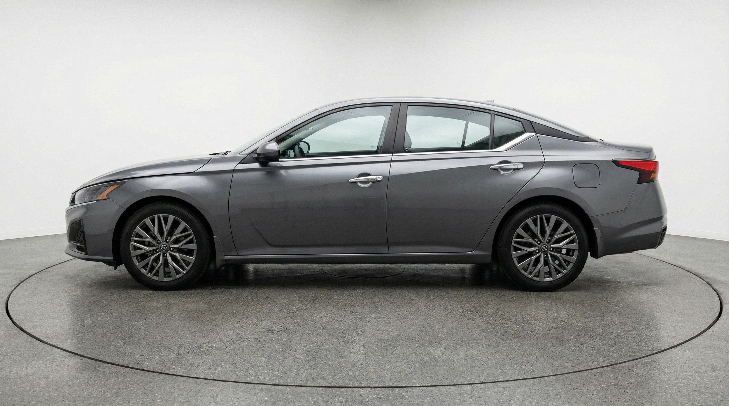 Thumbnail: 2025 Nissan Altima - 4