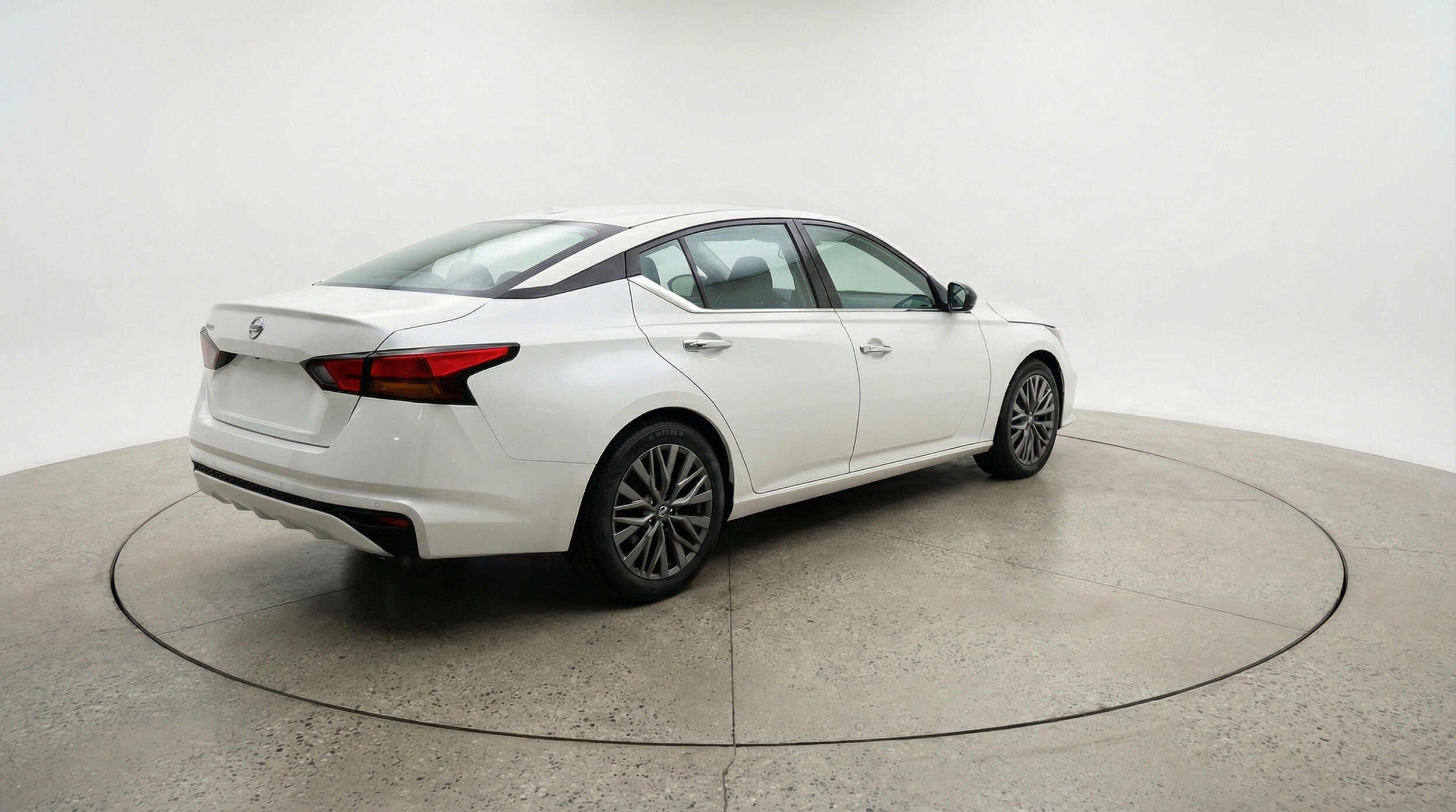 Thumbnail: 2025 Nissan Altima - 9