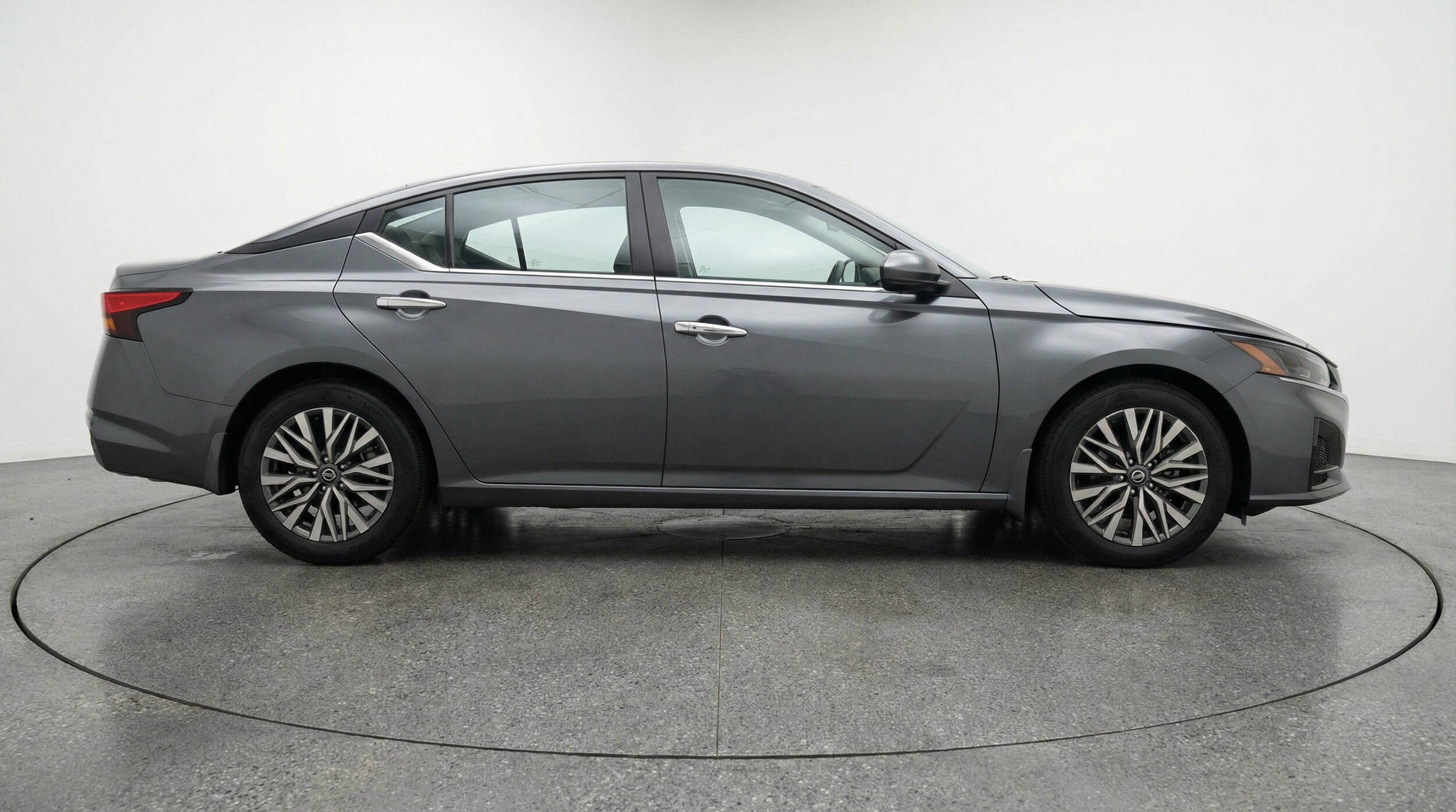 Thumbnail: 2025 Nissan Altima - 11