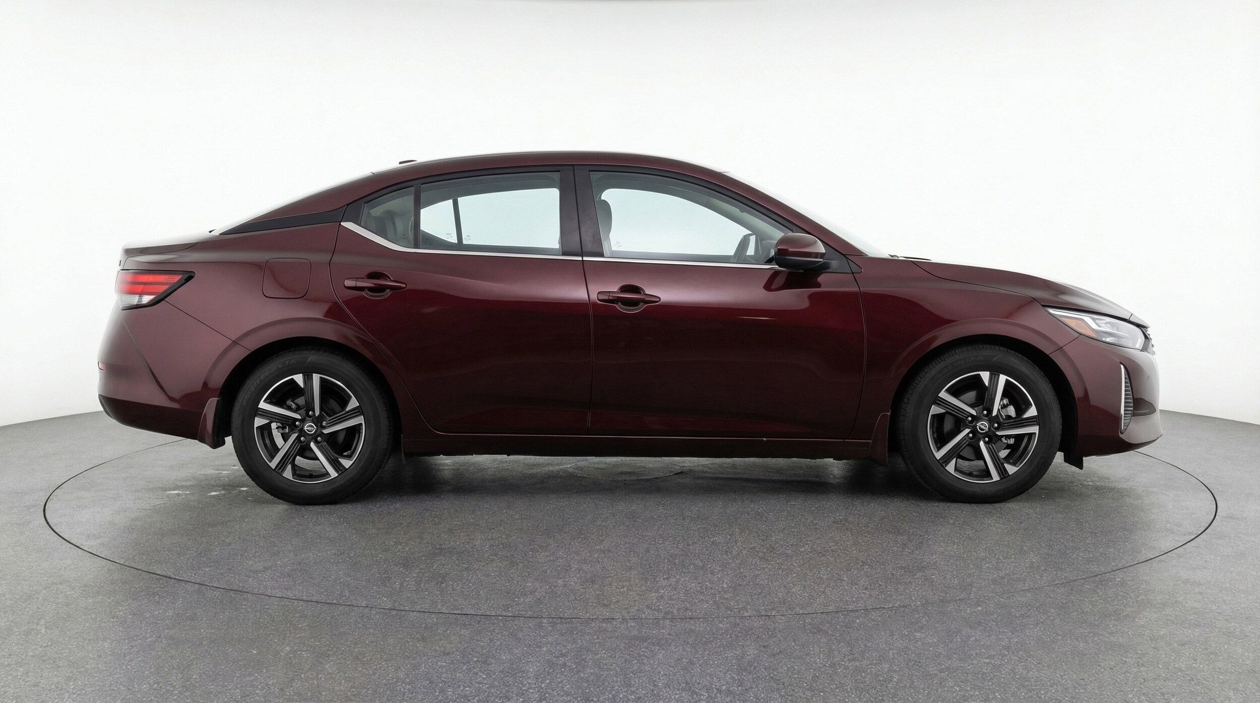 Thumbnail: 2025 Nissan Sentra - 11