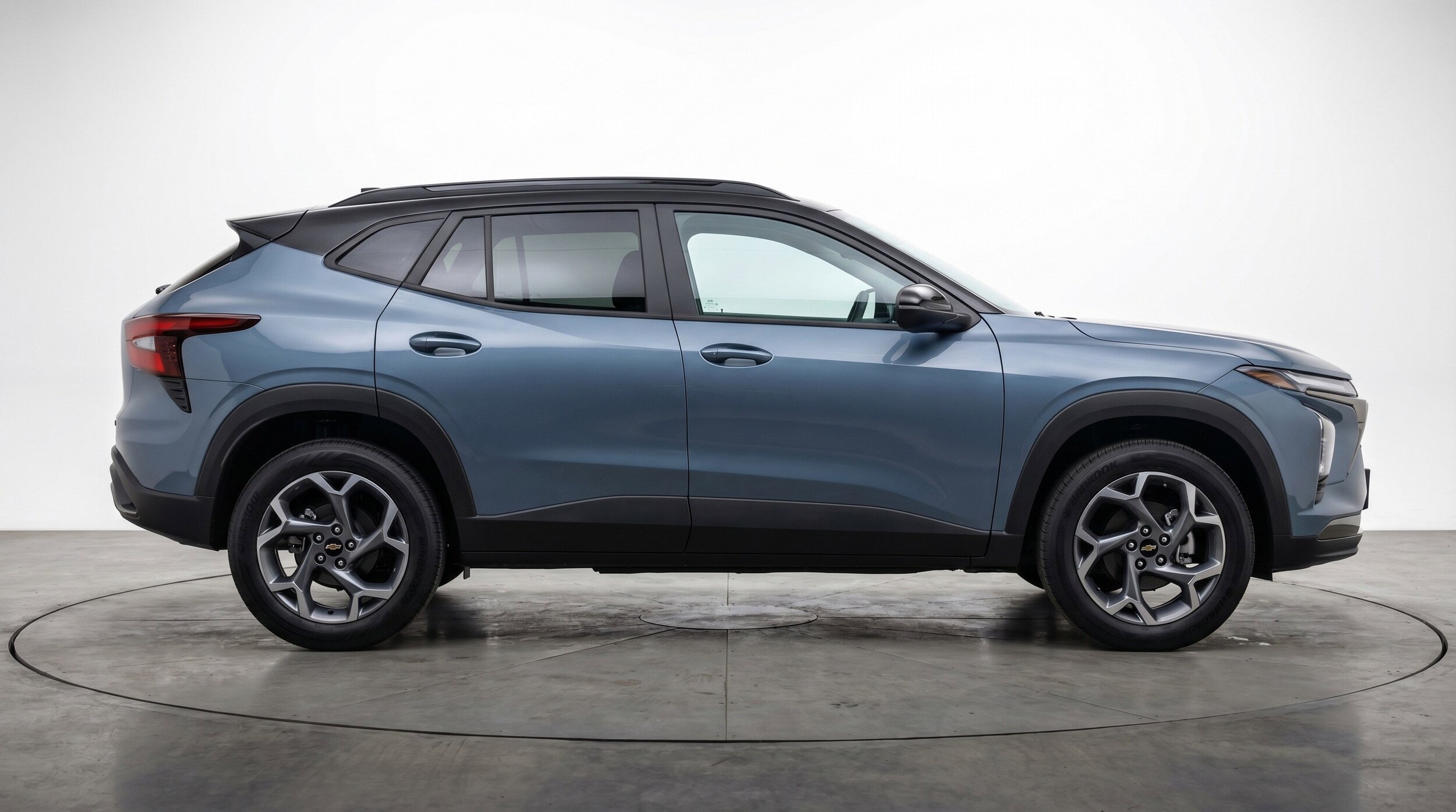 Thumbnail: 2025 Chevrolet Trax - 11