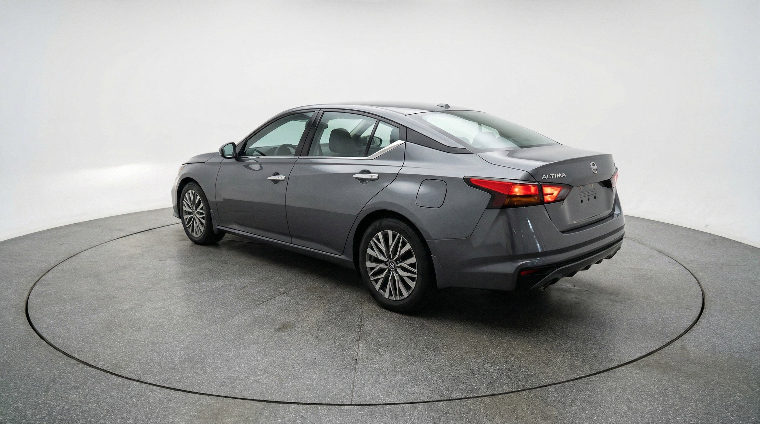 Thumbnail: 2025 Nissan Altima - 6