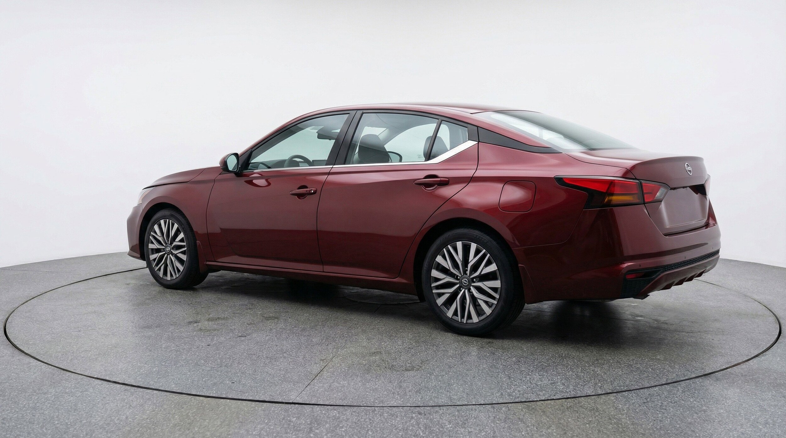 Thumbnail: 2025 Nissan Altima - 6