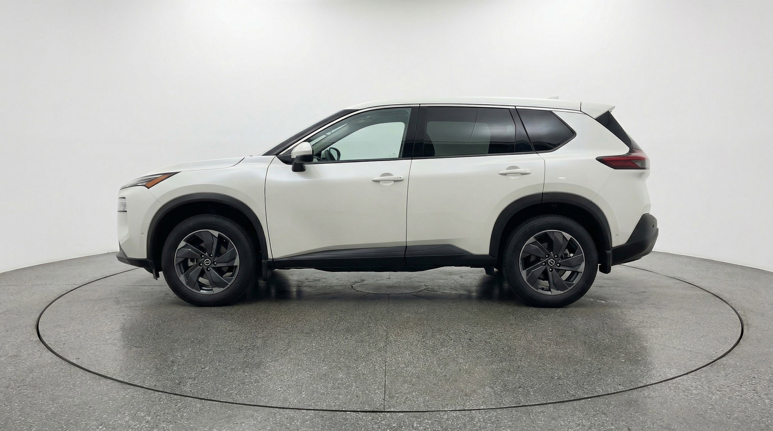 Thumbnail: 2025 Nissan Rogue - 5
