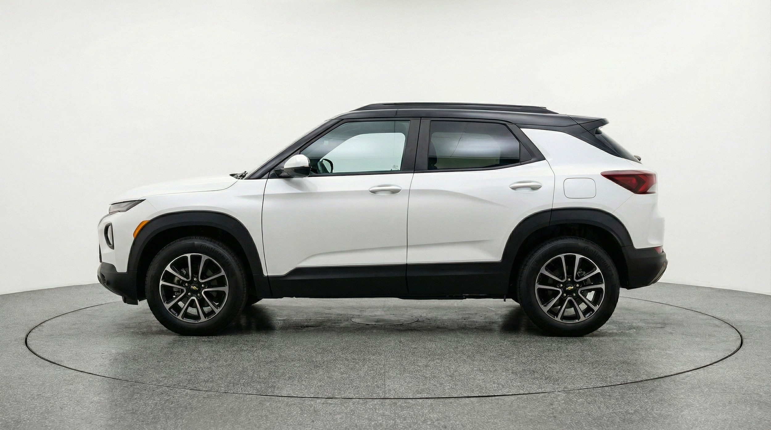 Thumbnail: 2025 Chevrolet TrailBlazer - 5