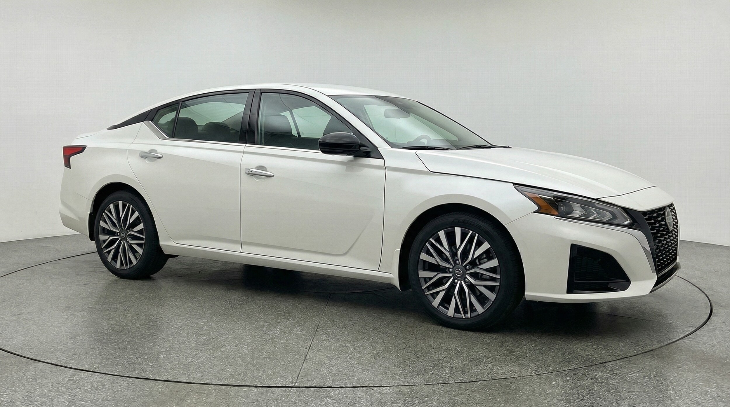 Thumbnail: 2025 Nissan Altima - 1