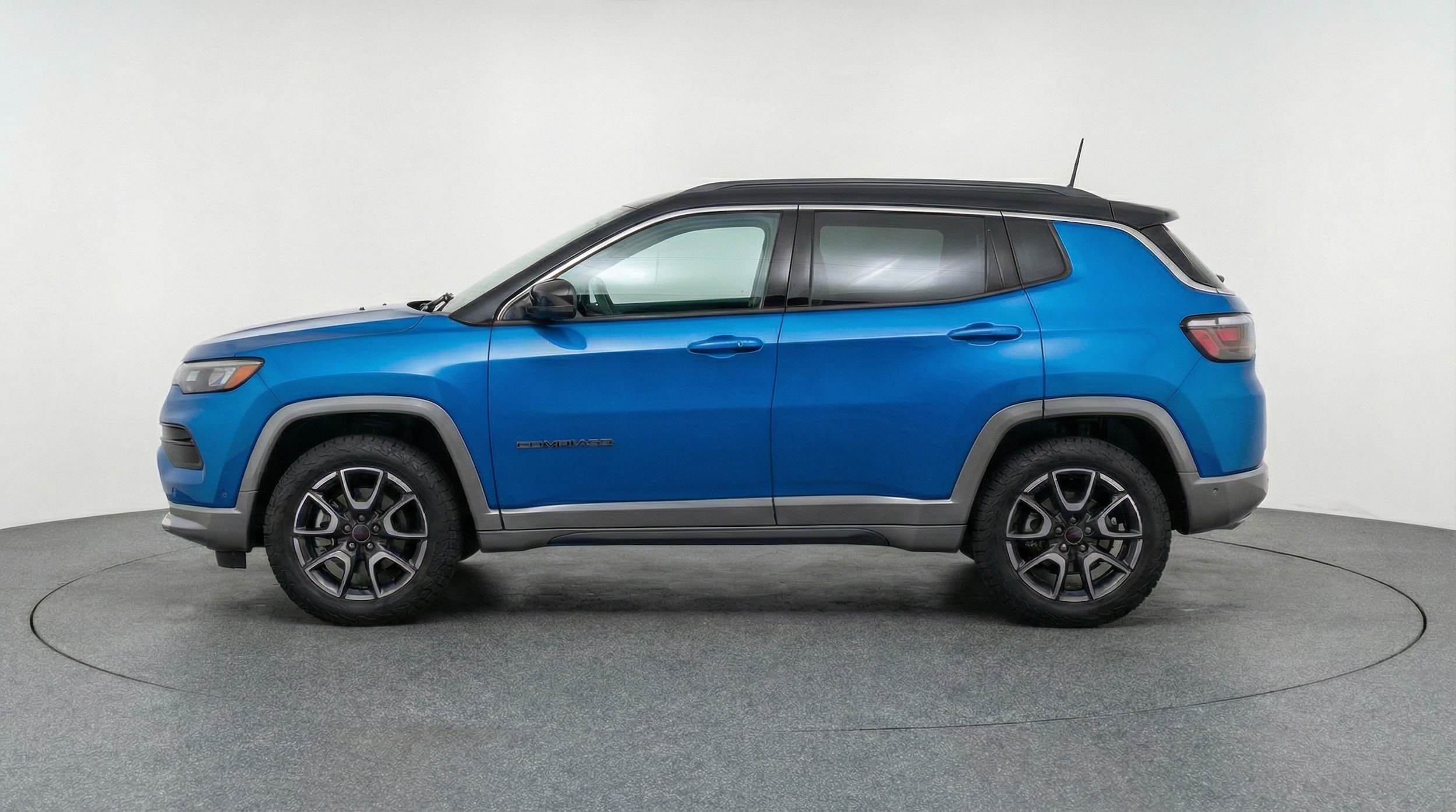 Thumbnail: 2025 Jeep Compass - 4