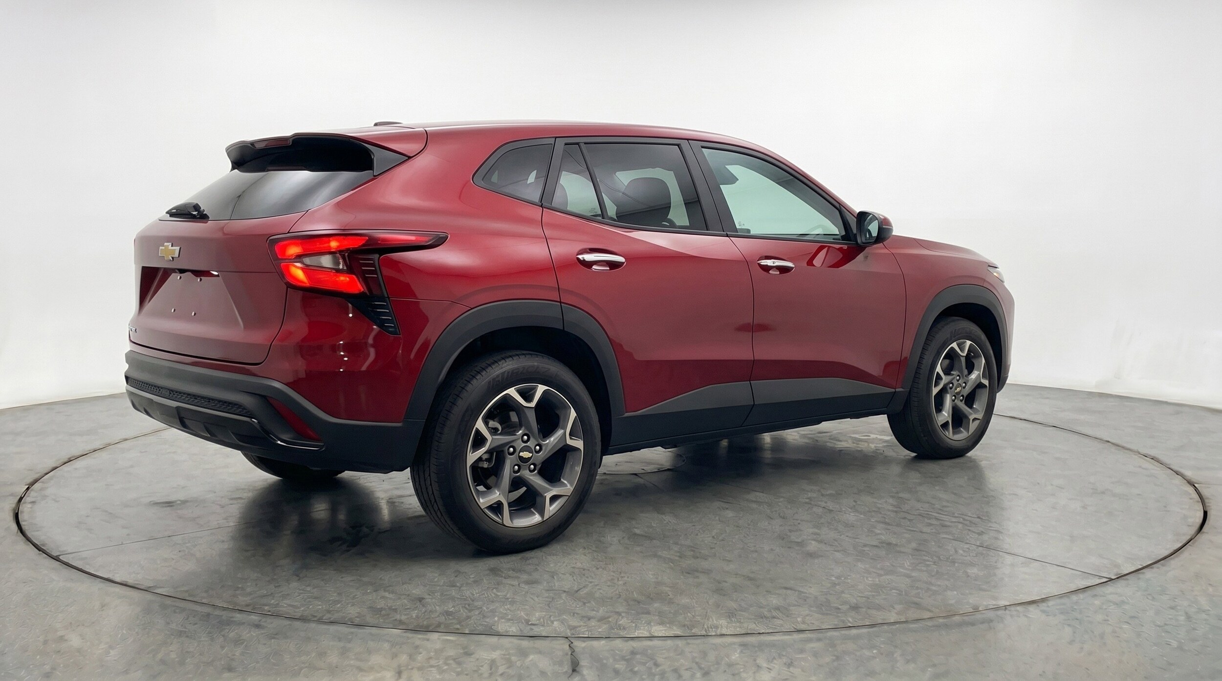 Thumbnail: 2025 Chevrolet Trax - 9
