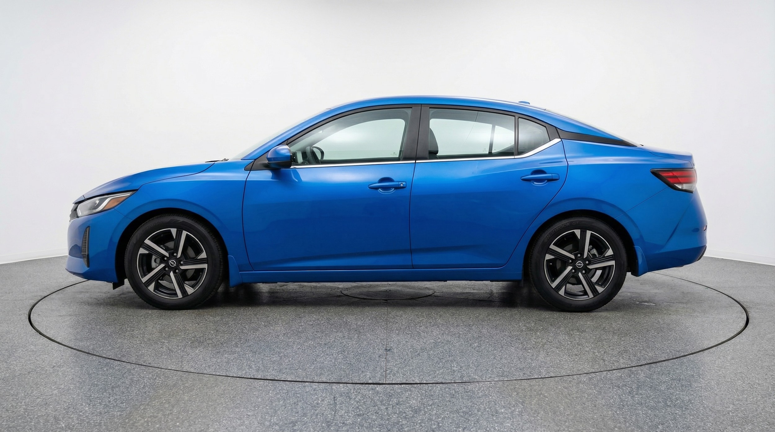 Thumbnail: 2025 Nissan Sentra - 4