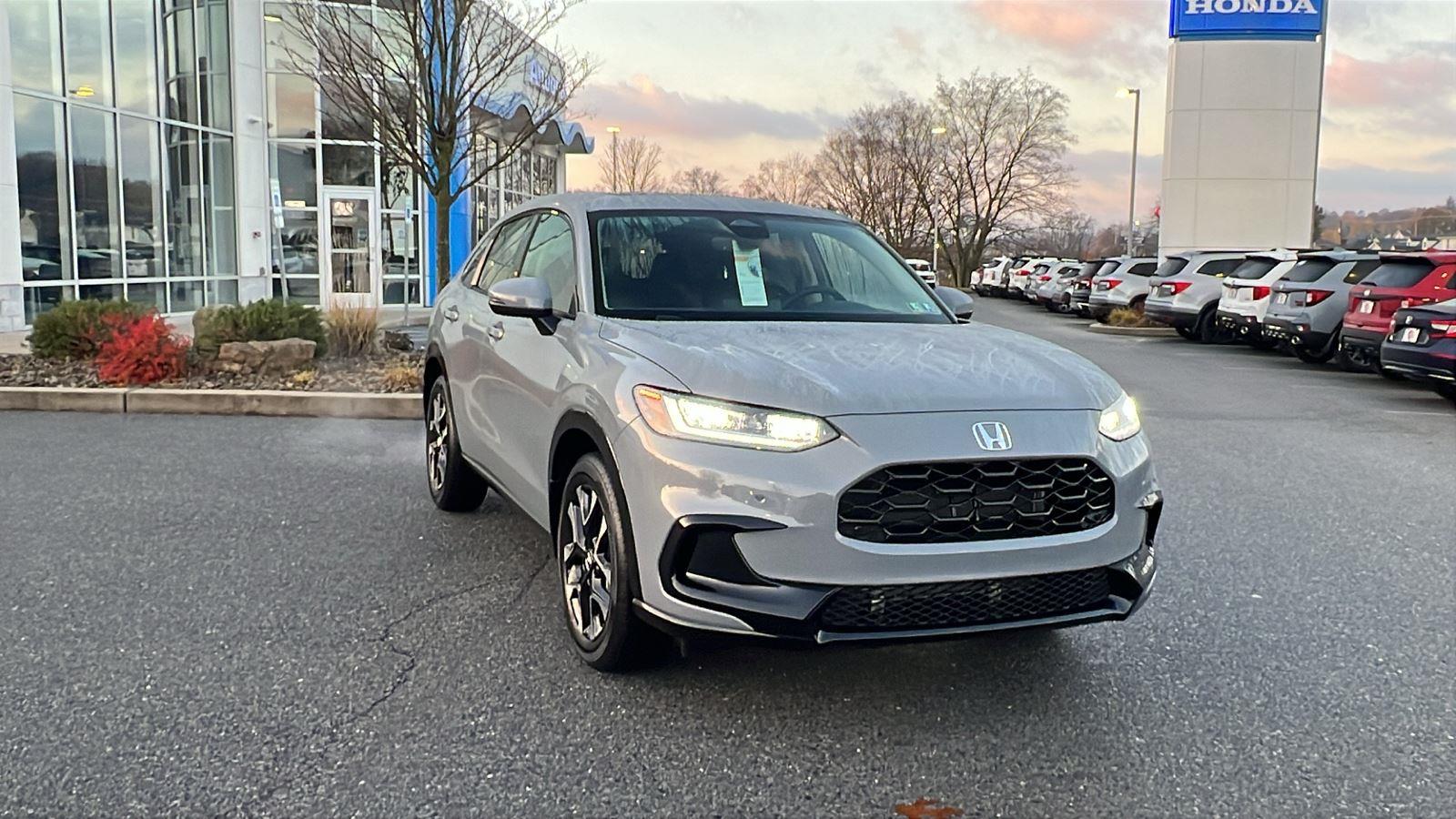 2026 Honda HR-V EX-L's photo