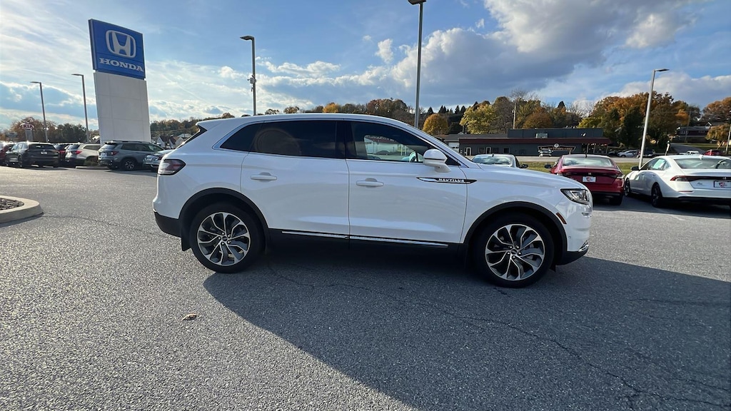 Used 2023 Lincoln Nautilus Reserve SUV
