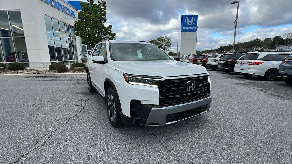 New 2026 Honda Pilot Touring SUV