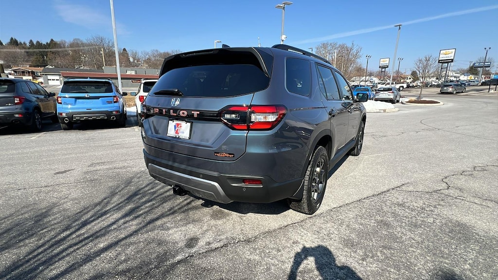 New 2026 Honda Pilot TrailSport SUV
