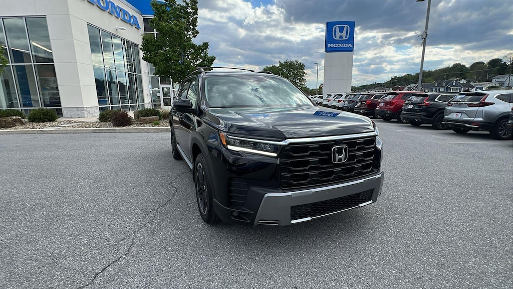 New 2026 Honda Pilot Touring S SUV