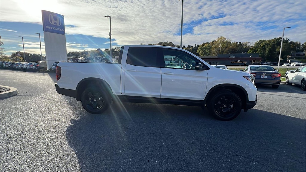 New 2026 Honda Ridgeline Black Edition Truck Crew Cab