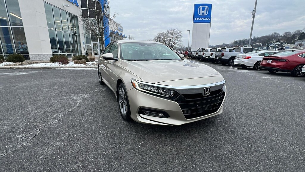 Used 2018 Honda Accord EX-L 2.0T w/Navi Sedan
