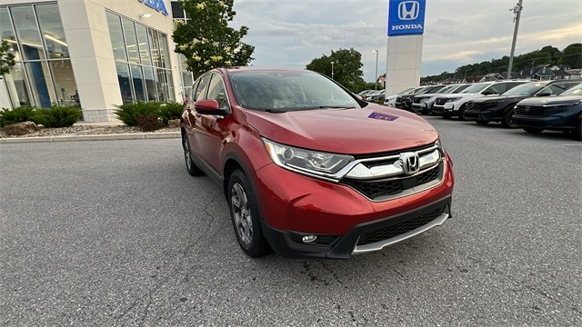 Used 2018 Honda CR-V EX-L with VIN 2HKRW2H87JH611031 for sale in Altoona, PA