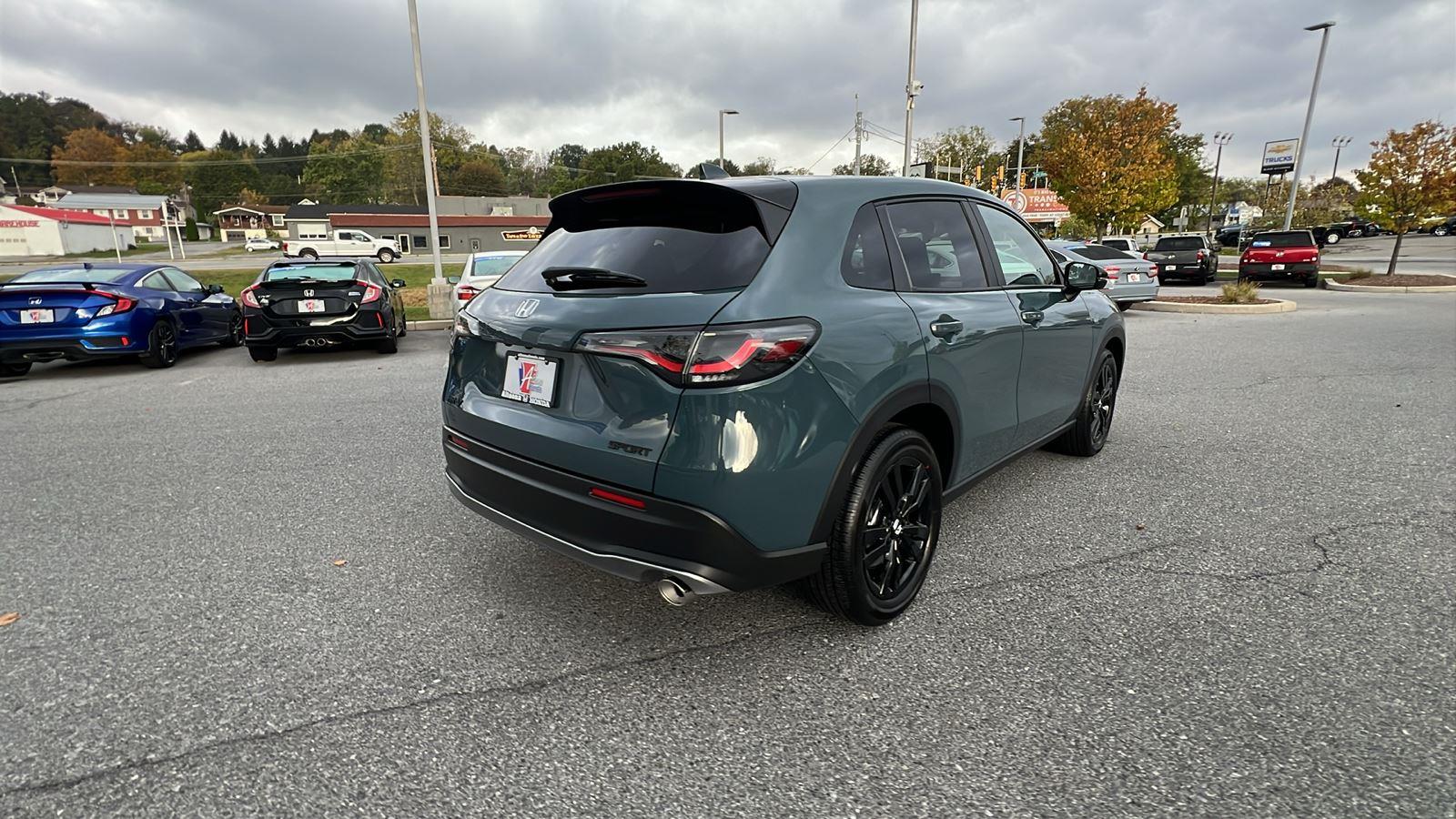 2026 Honda HR-V Sport photo 4