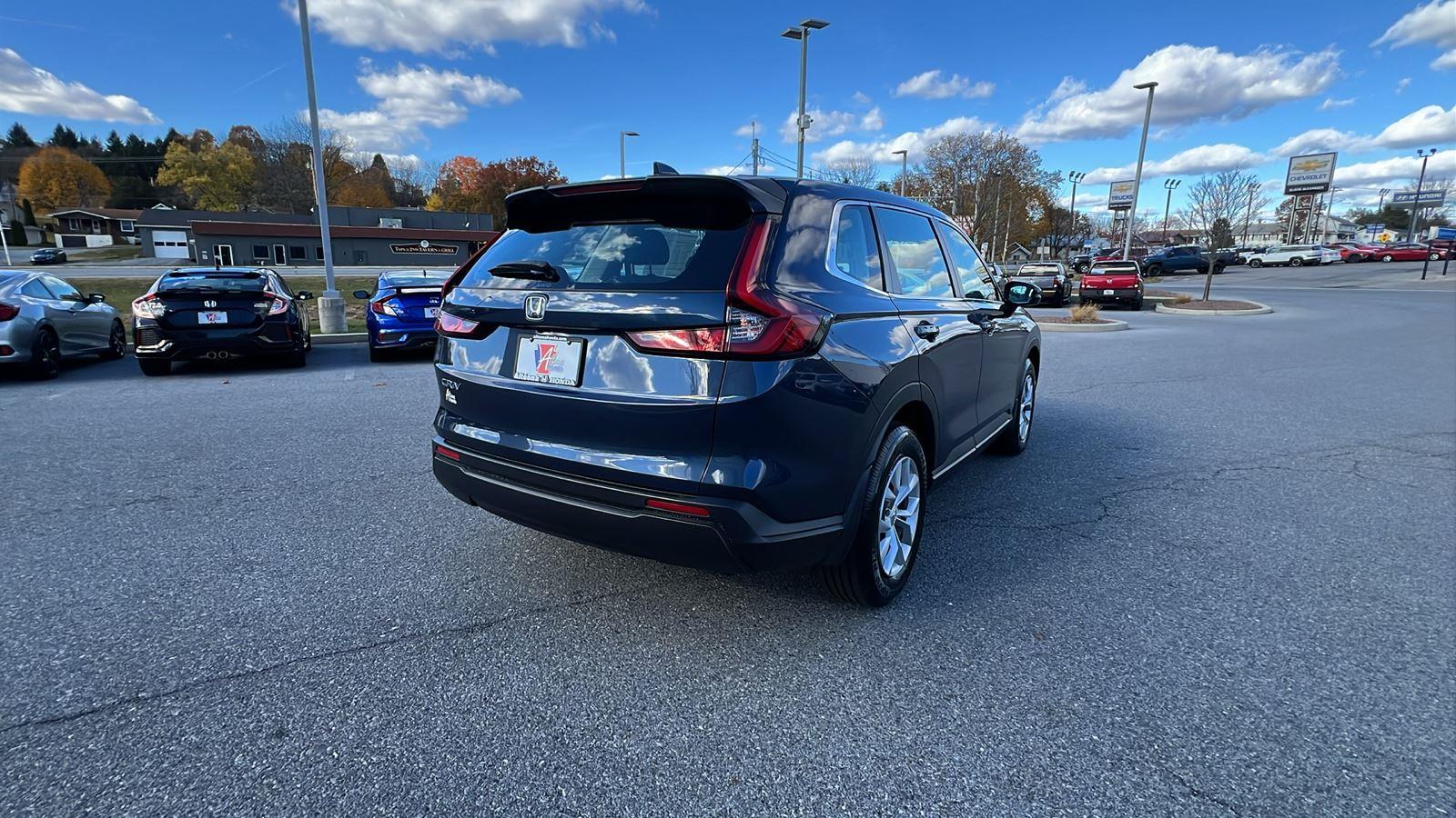 2023 Honda CR-V LX photo 4