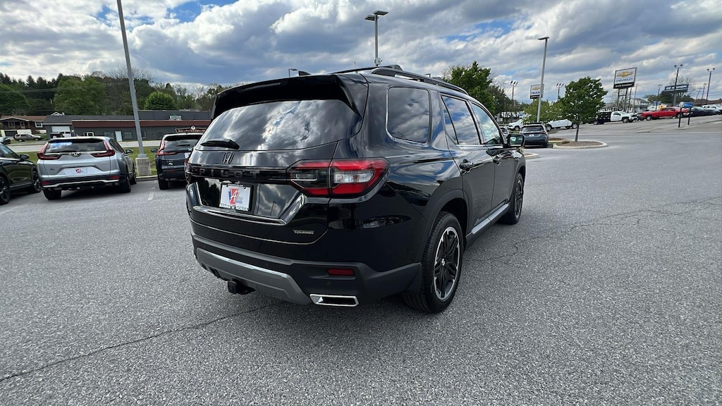 New 2026 Honda Pilot Touring S SUV