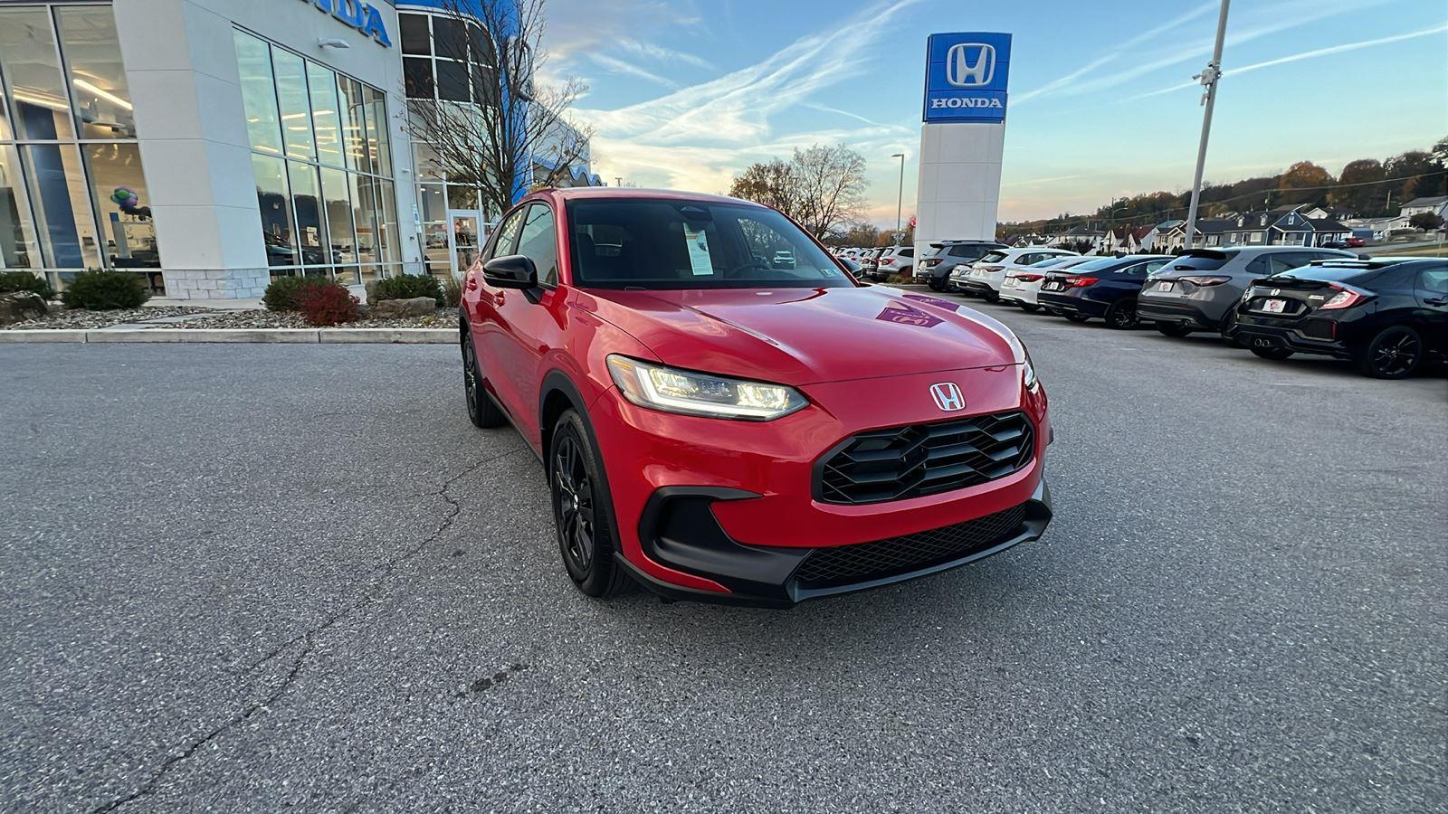 2026 Honda HR-V Sport photo 2