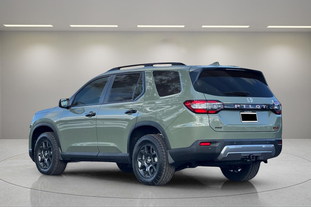 New 2026 Honda Pilot TrailSport SUV