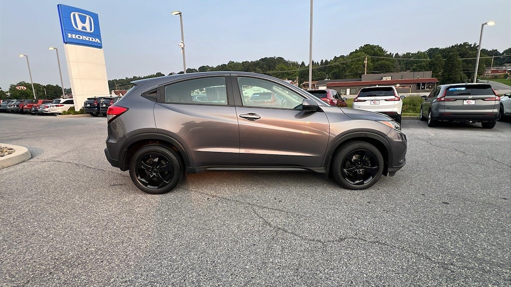 Used 2019 Honda HR-V LX AWD SUV