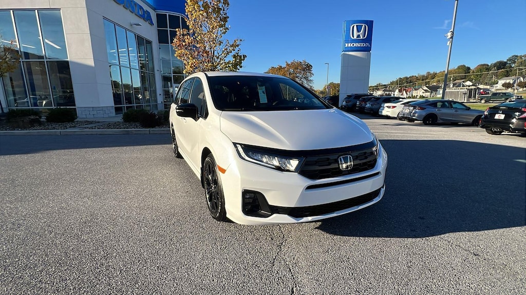 New 2026 Honda Odyssey Sport-L Van Passenger