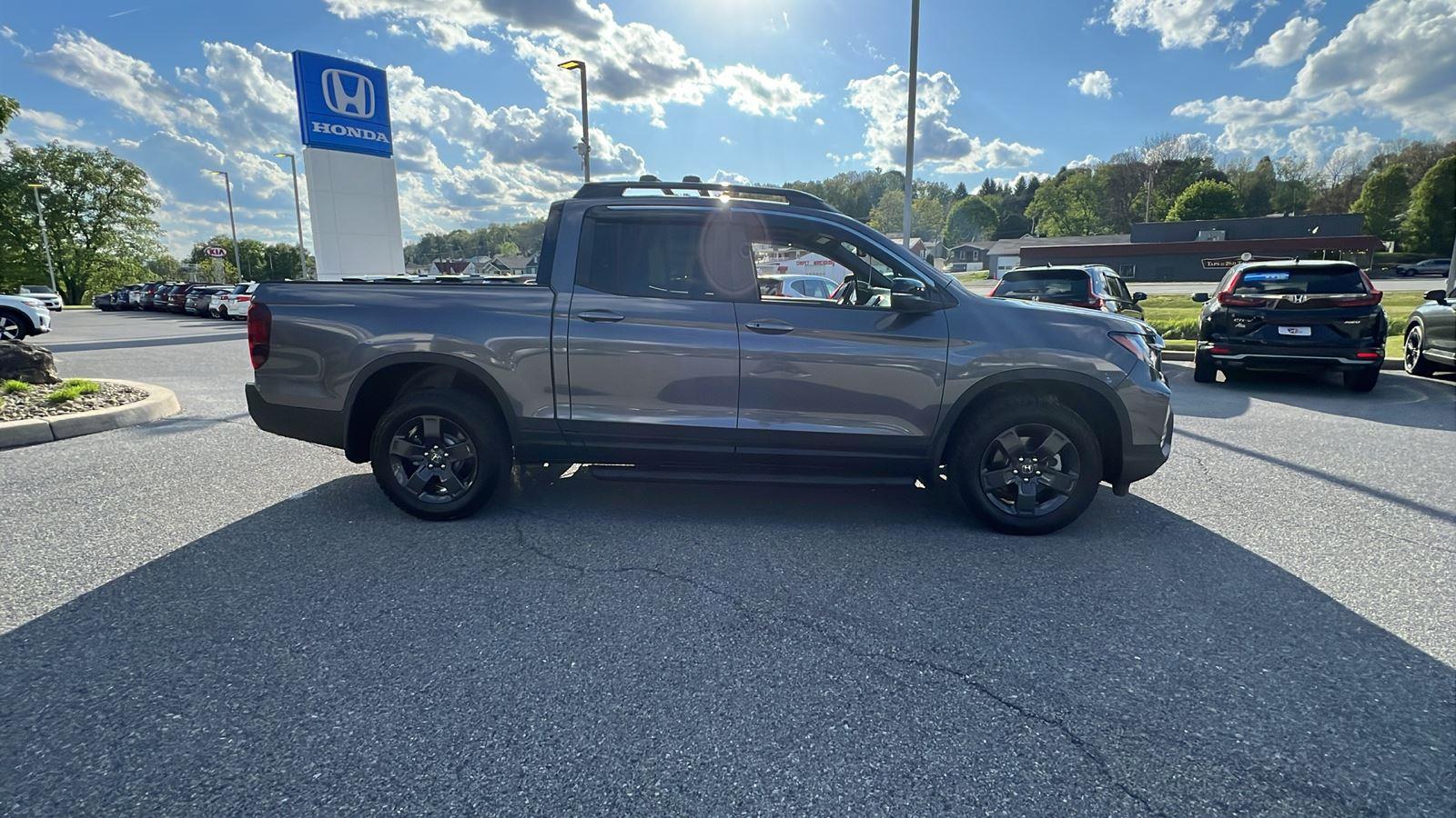 2026 Honda Ridgeline TrailSport - Photo 3