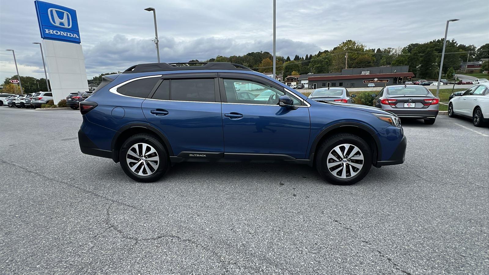 2020 Subaru Outback Premium photo 2