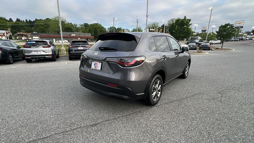 New 2027 Honda HR-V LX SUV