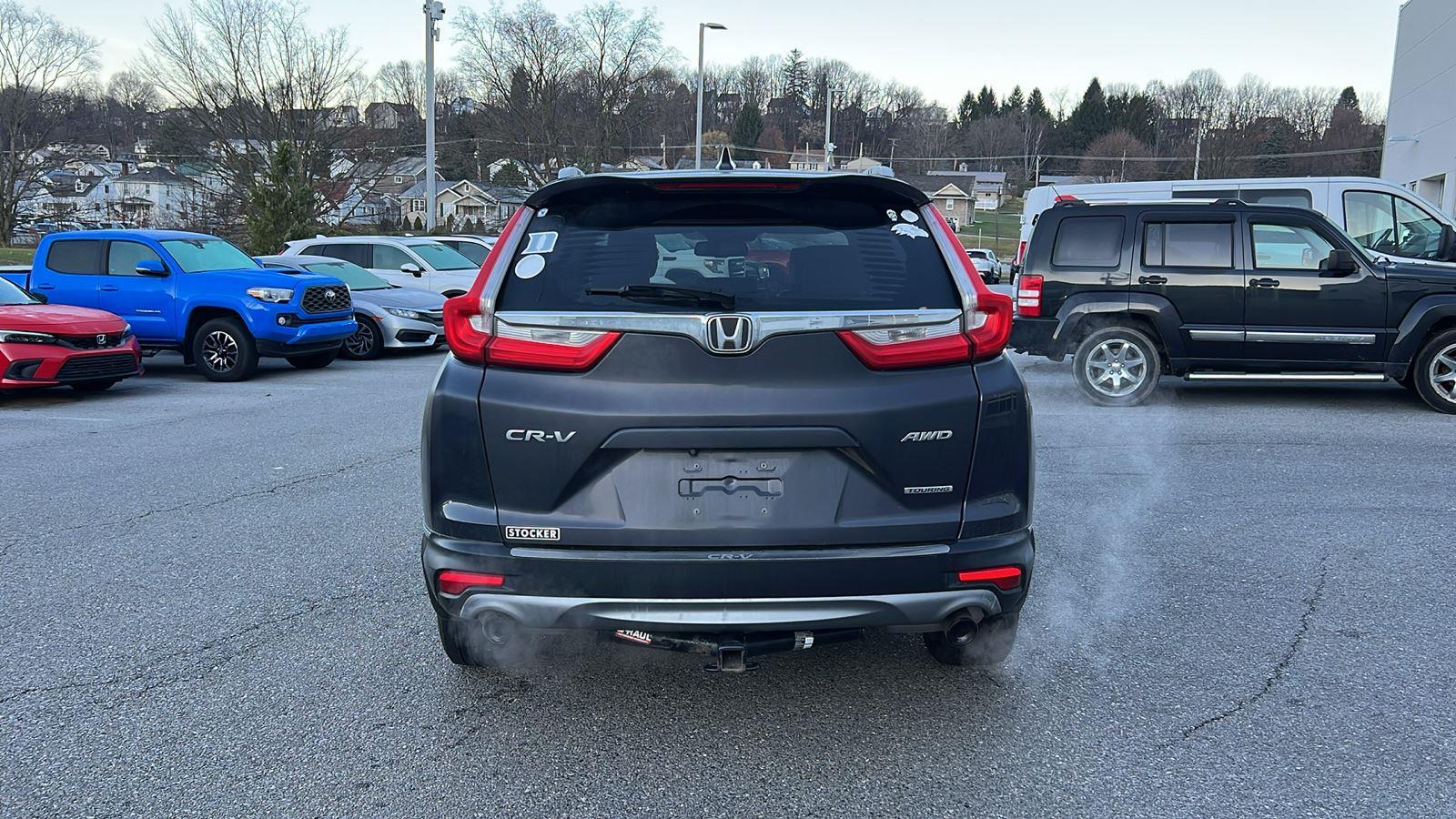 2017 Honda CR-V Touring photo 4