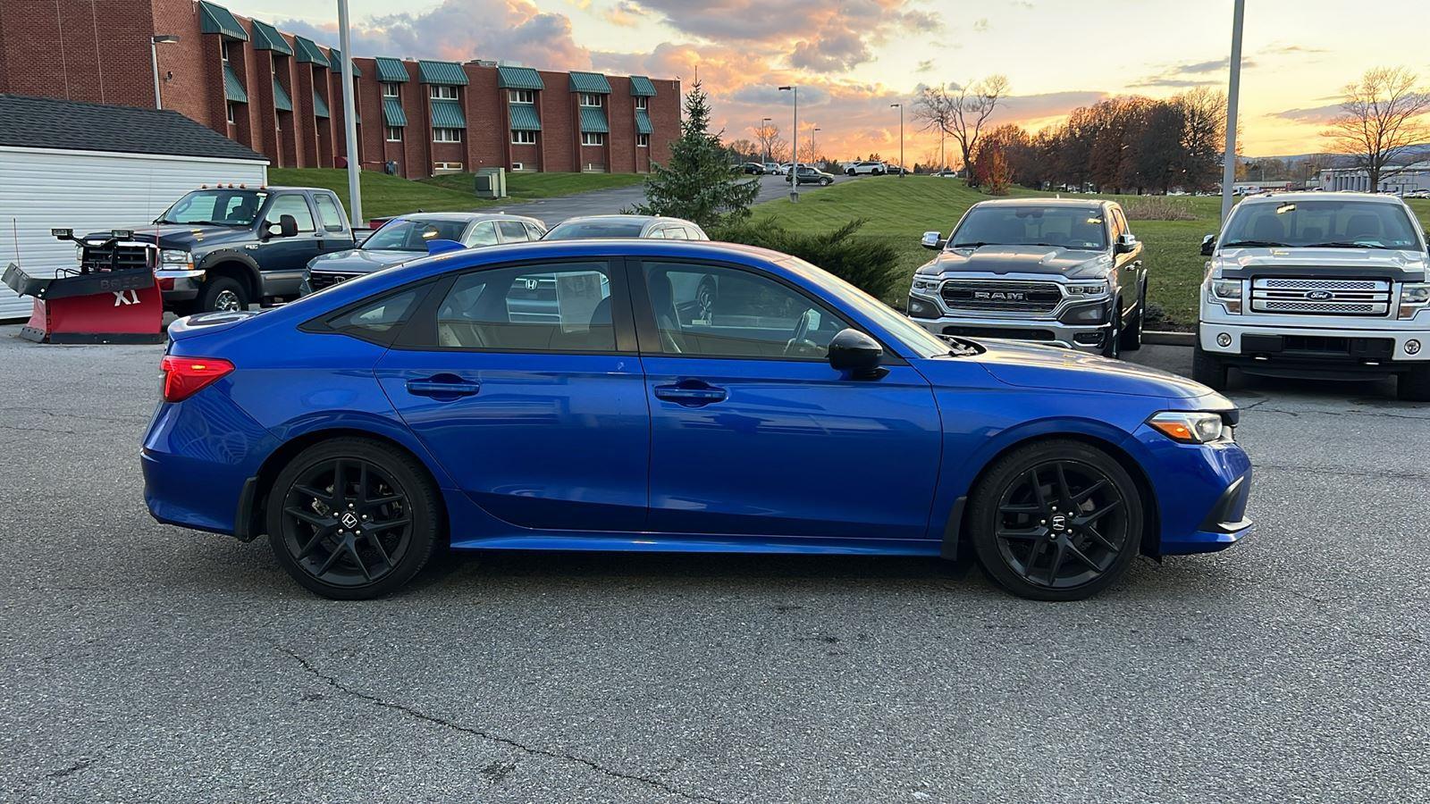 2023 Honda Civic Sport photo 2