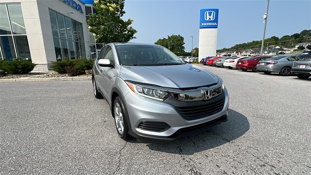 Used 2021 Honda HR-V LX with VIN 3CZRU6H35MM736717 for sale in Altoona, PA