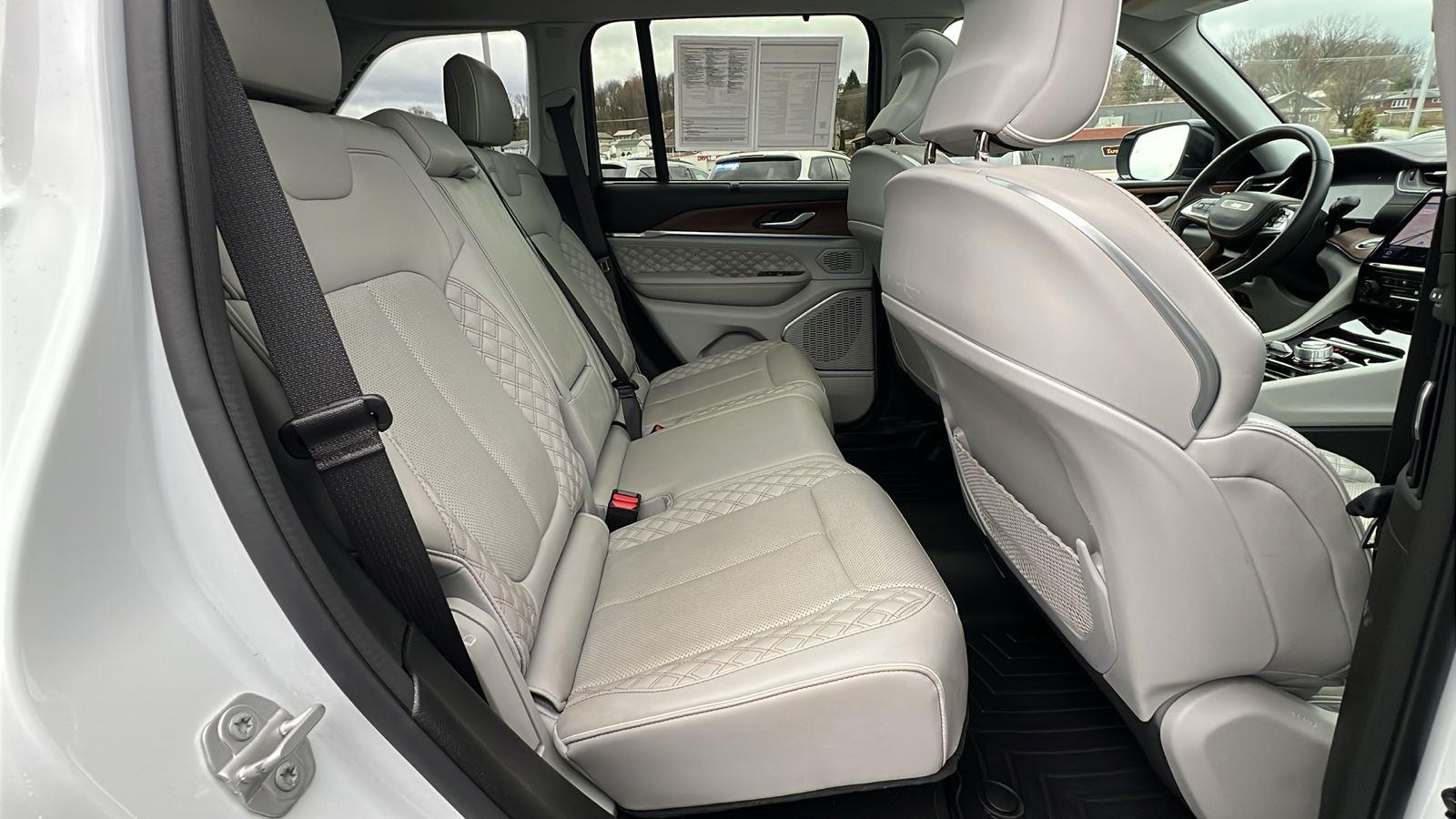 2022 Jeep Grand Cherokee Summit - Photo 15