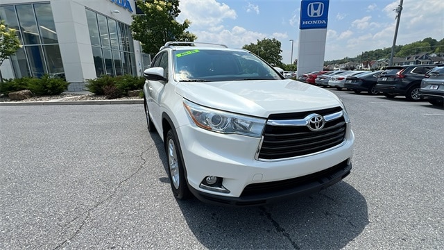 Used 2014 Toyota Highlander Limited with VIN 5TDDKRFH0ES020430 for sale in Altoona, PA