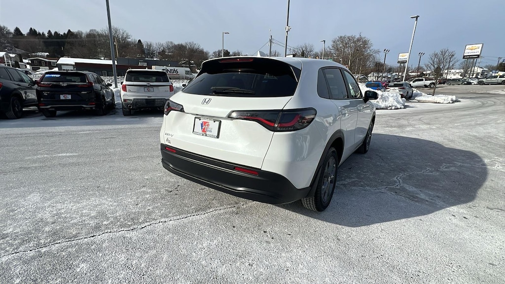 New 2026 Honda HR-V LX SUV