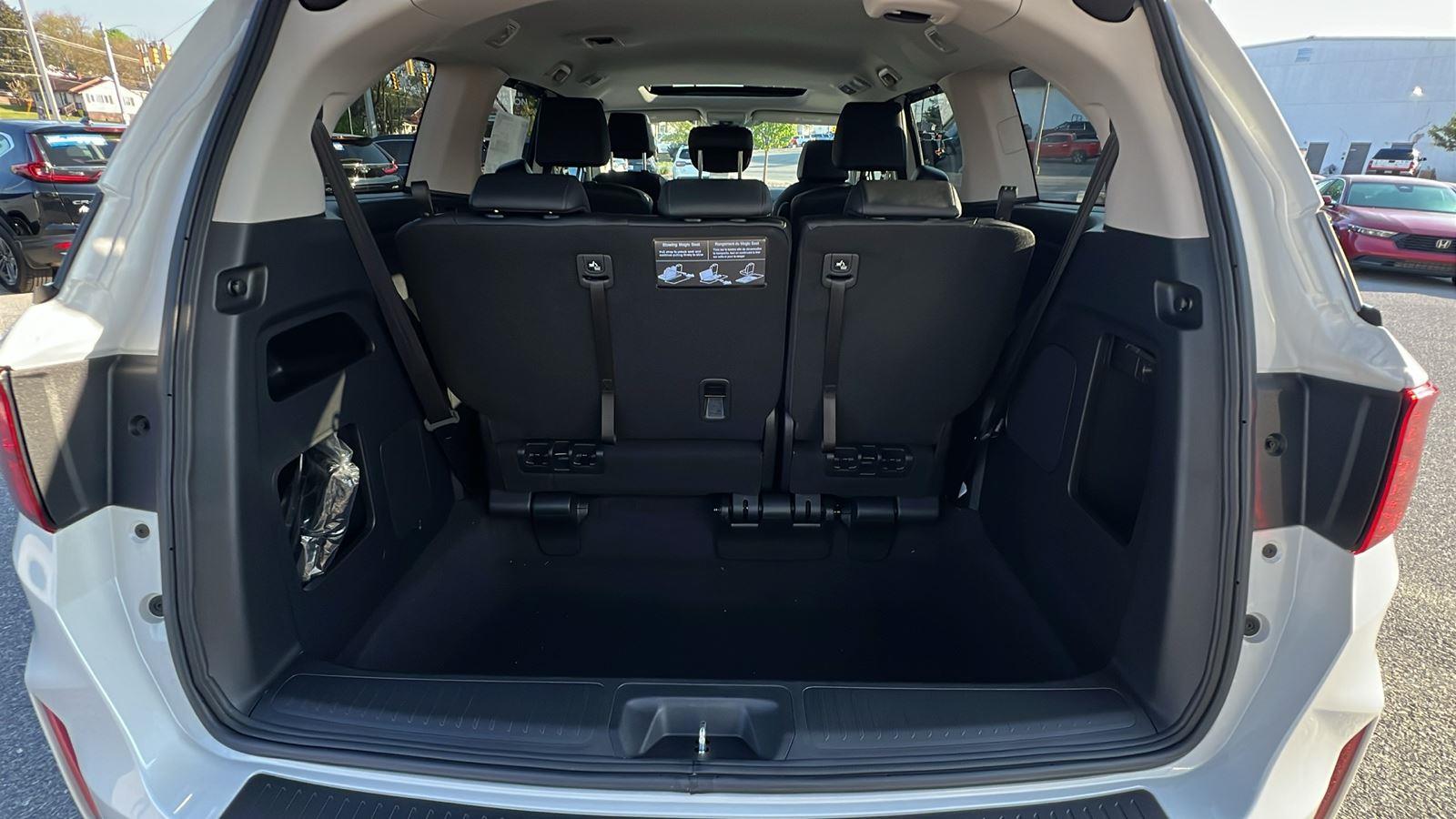 2026 Honda Odyssey EX-L - Photo 16