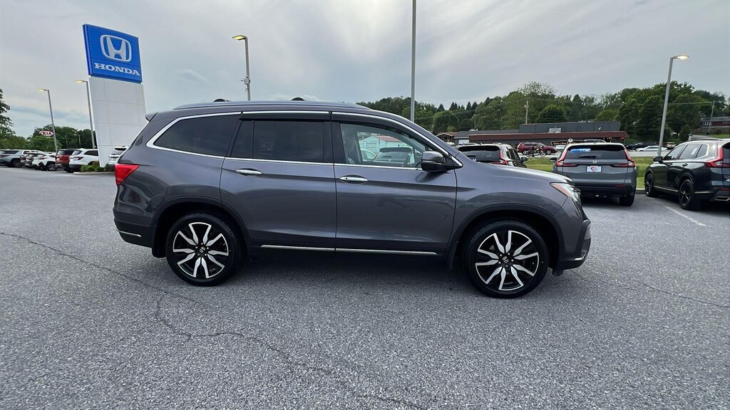 Certified 2020 Honda Pilot Touring 7 Passenger AWD SUV