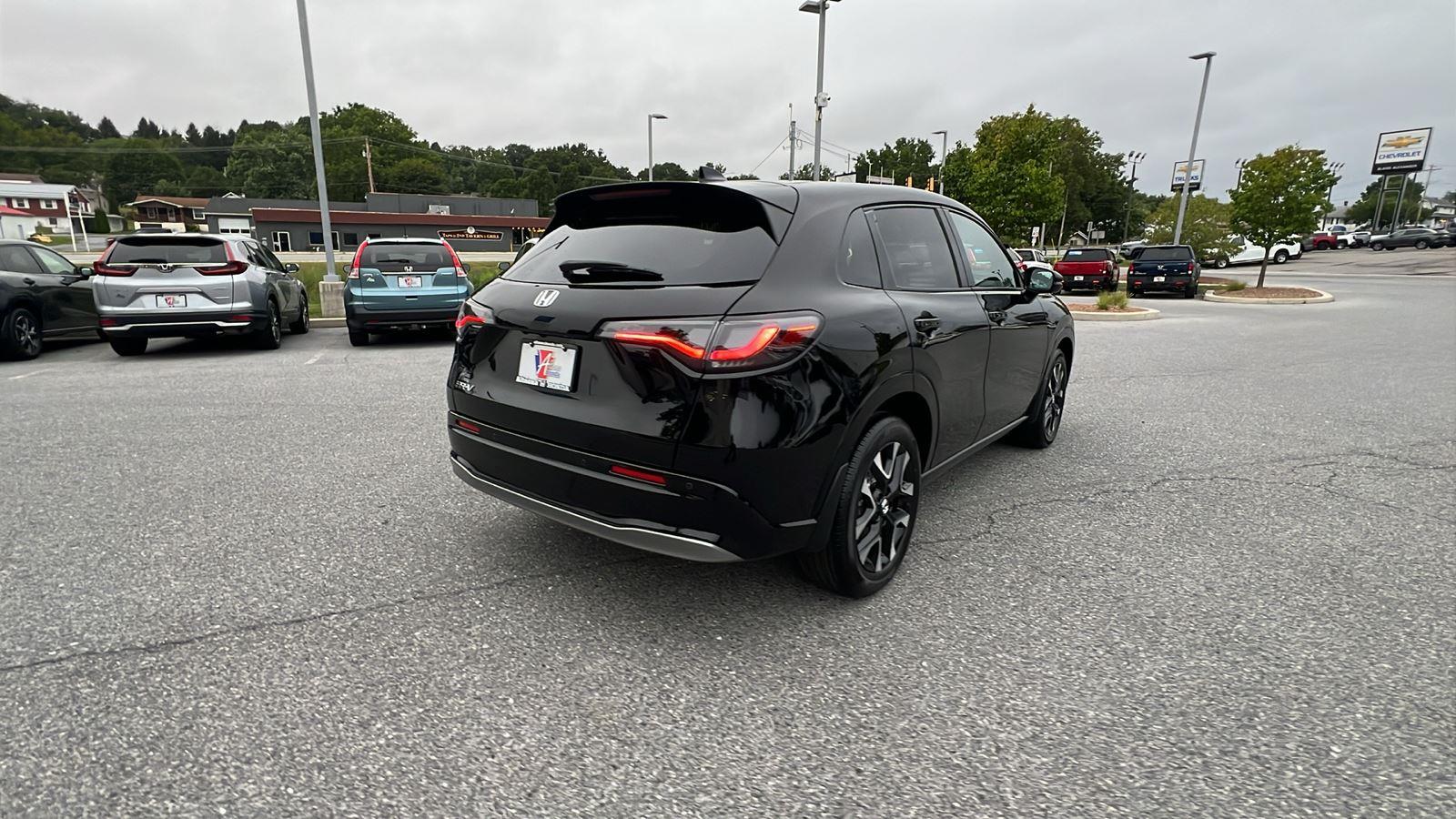 2026 Honda HR-V EX-L photo 4