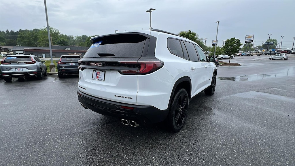 Used 2024 GMC Acadia Elevation SUV