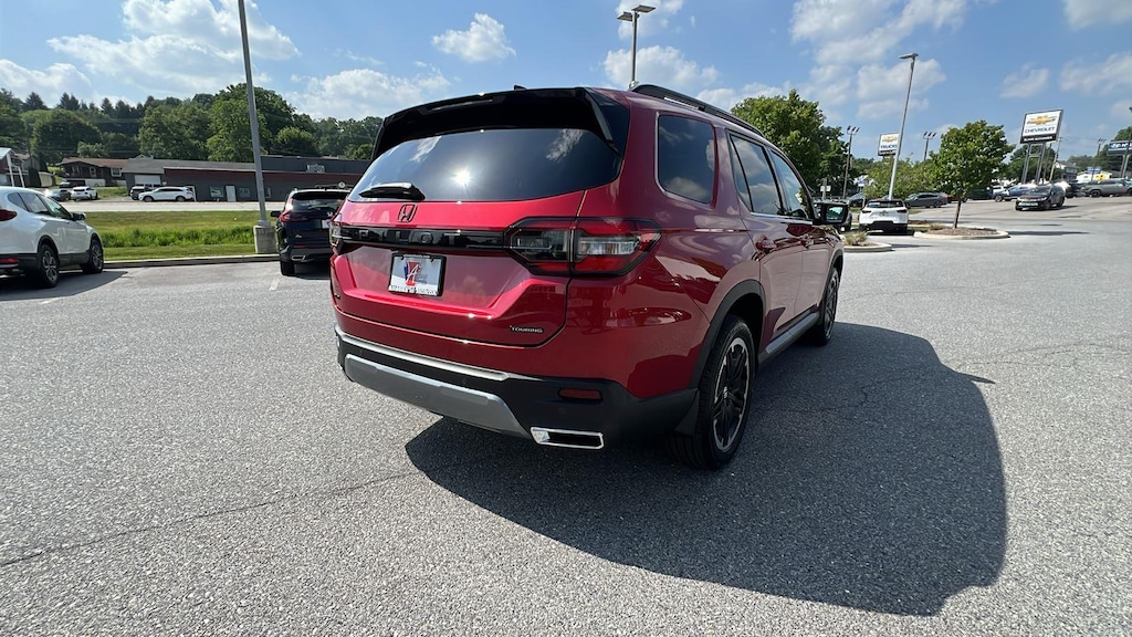 New 2026 Honda Pilot Touring S SUV