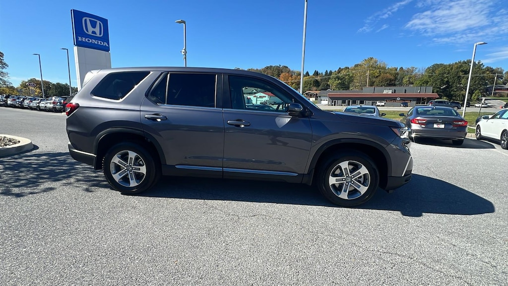 New 2025 Honda Pilot EX-L SUV