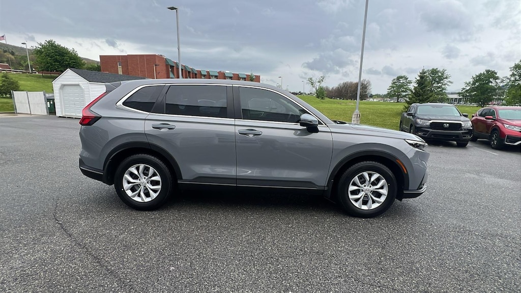 Used 2024 Honda CR-V LX SUV