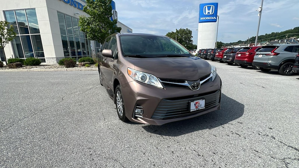 Used 2020 Toyota Sienna XLE 8 Passenger Van